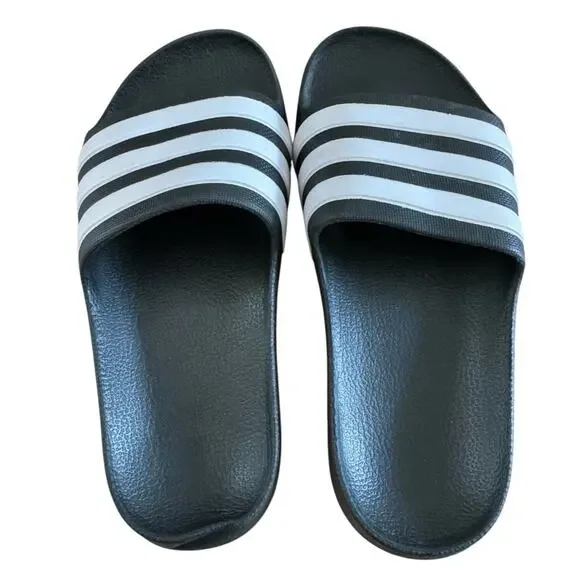 Adidas Kids’ Adilette Comfort Slides Sandals Black White Black Size 2 - Picture 3 of 6